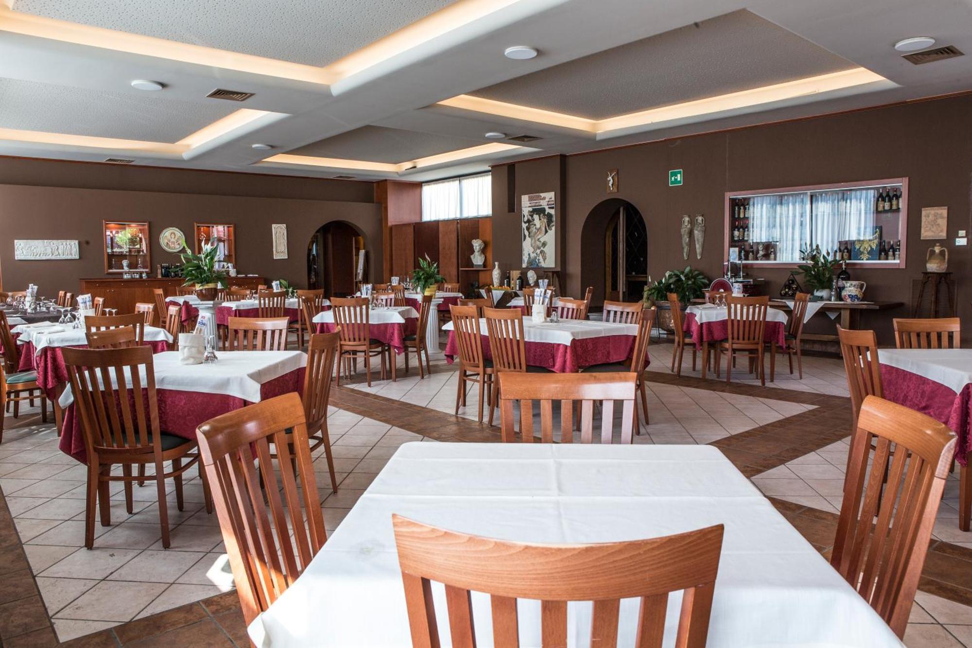 Hotel Patriarchi Аквілея Екстер'єр фото